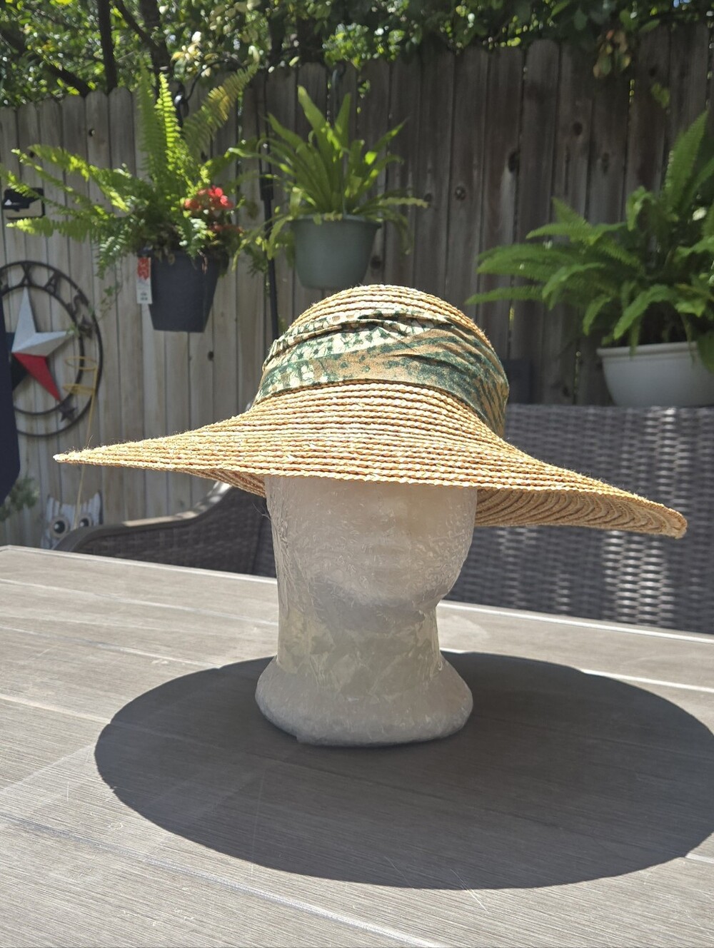 Women’s Wide-Brim Straw Hat Resortwear Summer, Festival Green Patterned Band